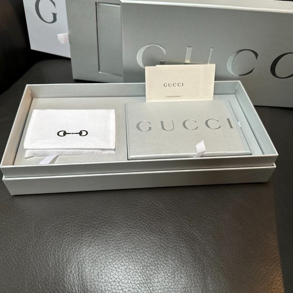Gucci Card Case with Horsebit in Limited Edition Gift Box with Oversized Playing - Picture 8 of 16